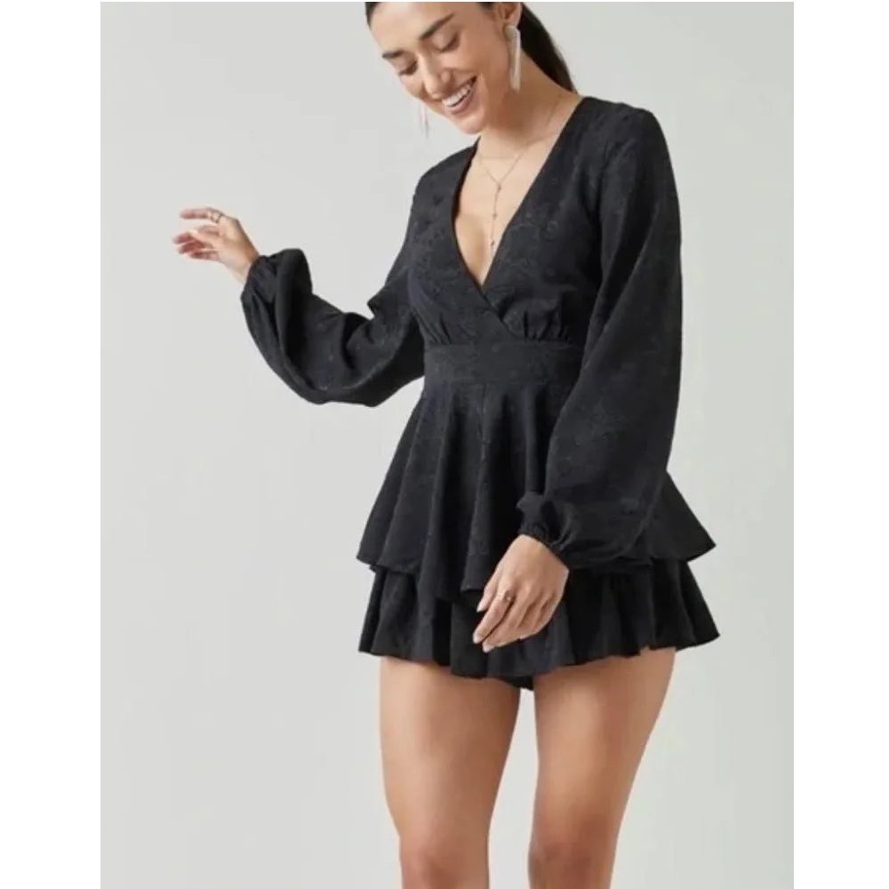 Francescas Blue Rain Black Floral Jacquard Romper V-Neck Long Sleeve Small NWT